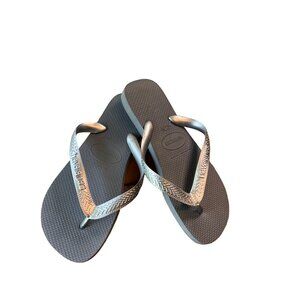 Havaianas Silver/Gray Flip Flops Strap Size 37-38‎